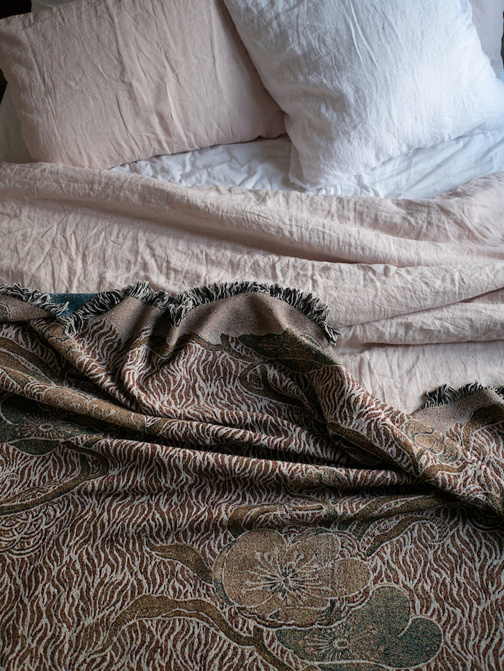 Nouveau Blossom Eco Woven Blanket
