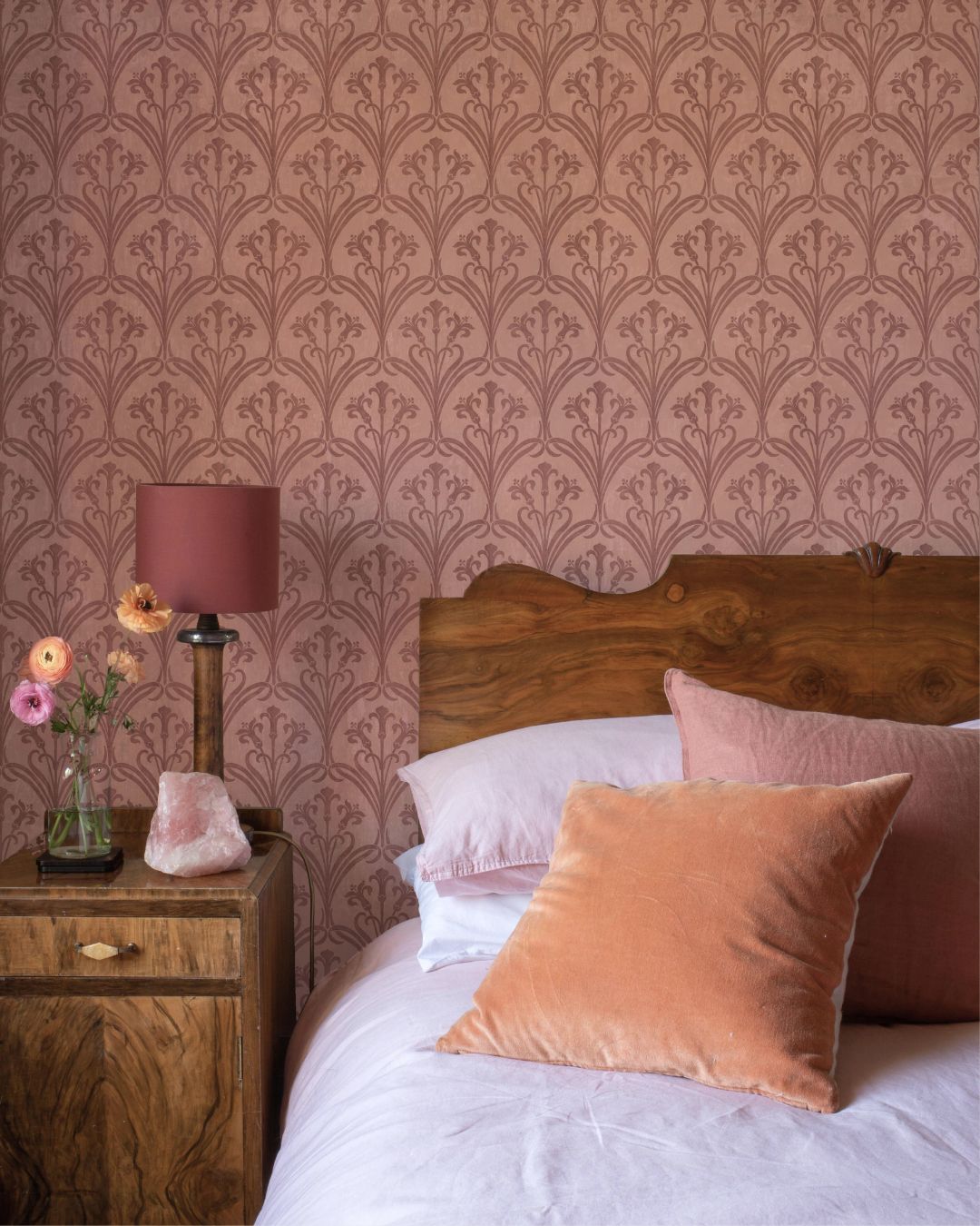 Fleur De Lis - Bourbon Blush - Wallpaper