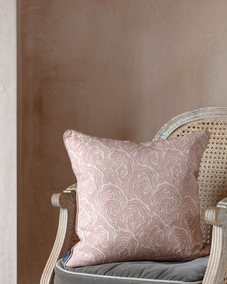 oysters linen cushion in the colour venus pink